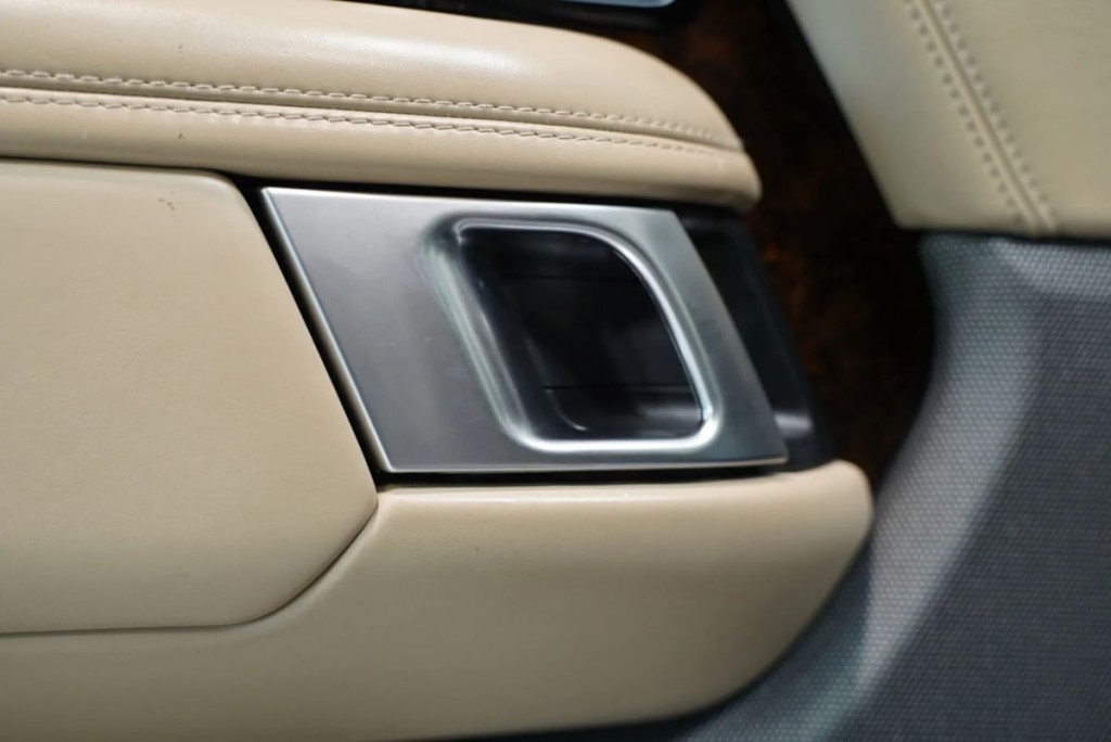 2021 Land Rover Range Rover Image 30