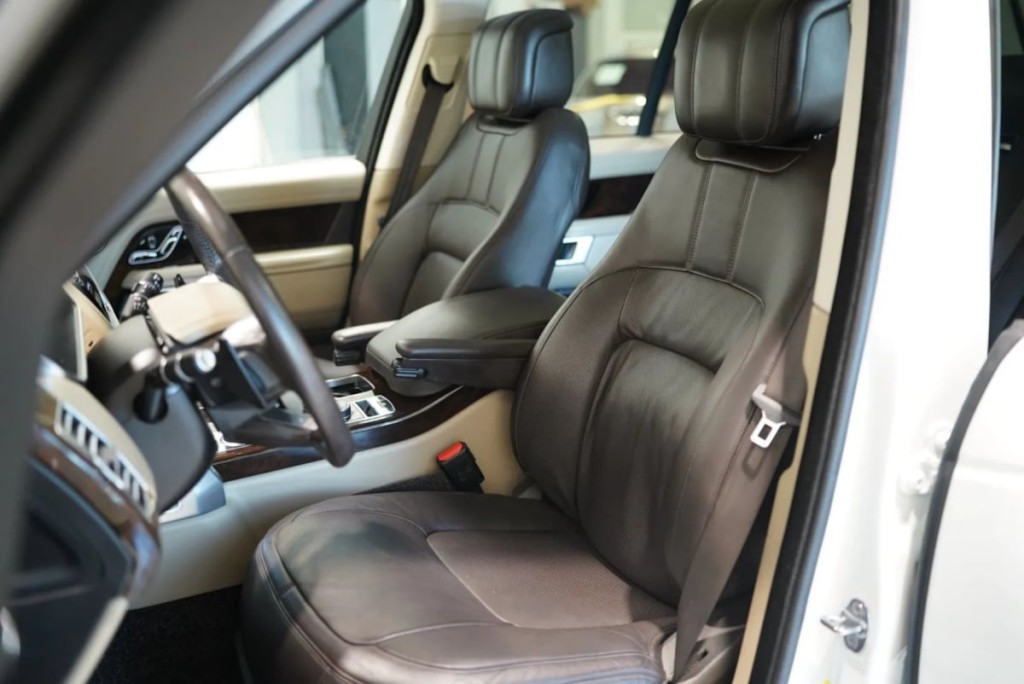 2021 Land Rover Range Rover Image 44