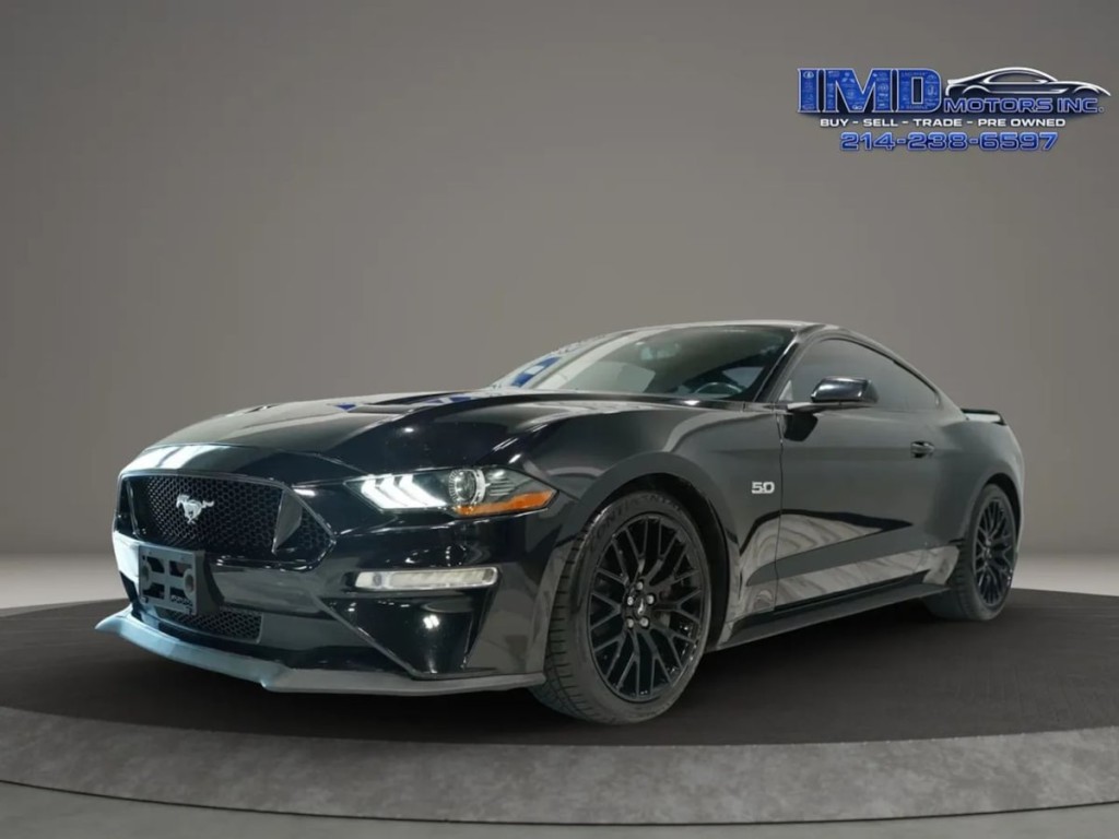 2018 Ford Mustang Image 1