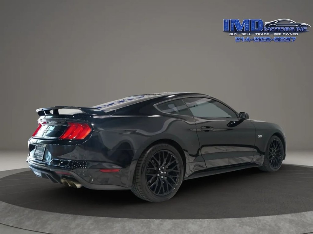 2018 Ford Mustang Image 13
