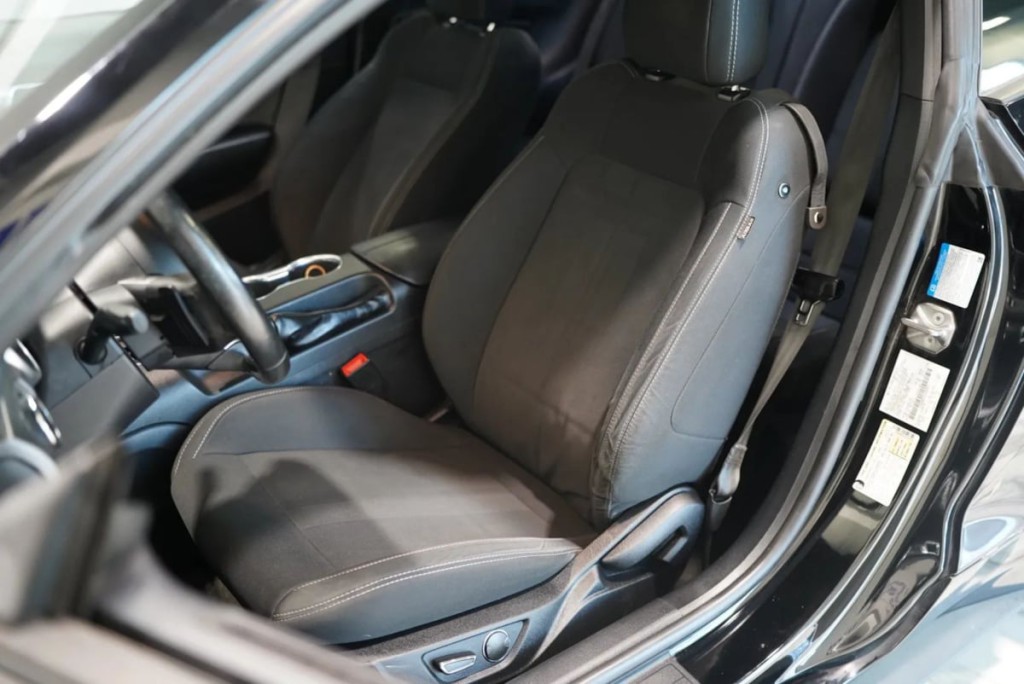 2018 Ford Mustang Image 42