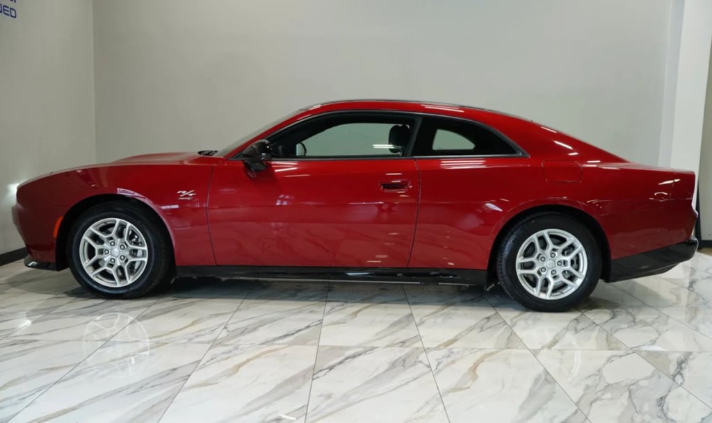 2025 Dodge Charger Image 10