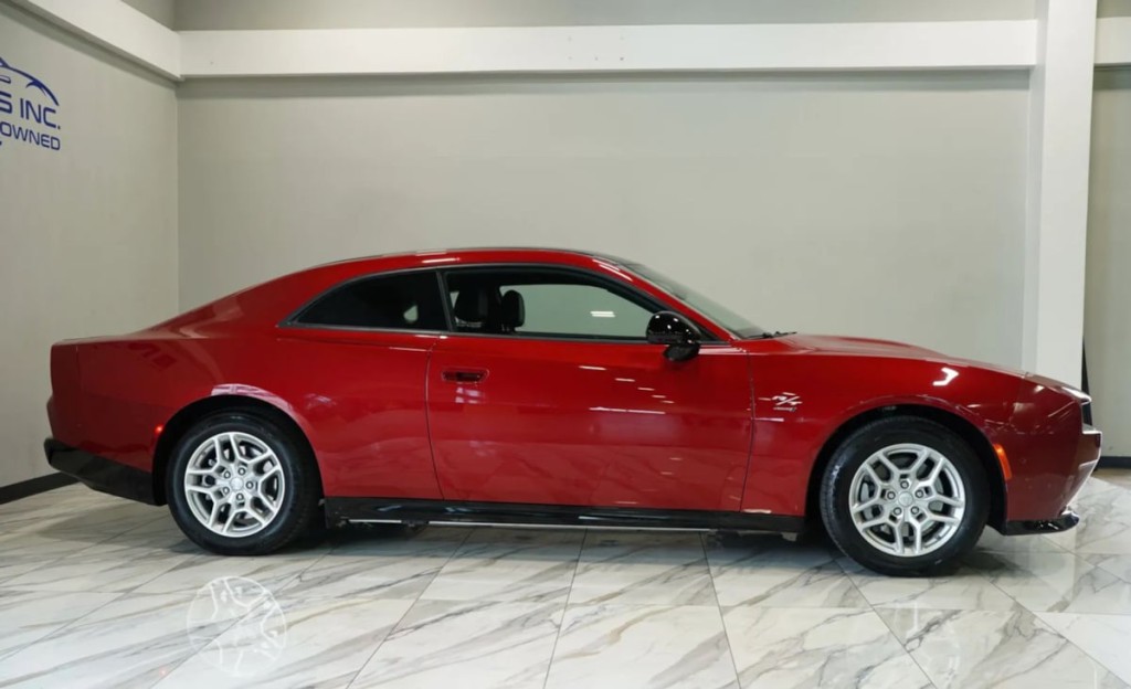 2025 Dodge Charger Image 11