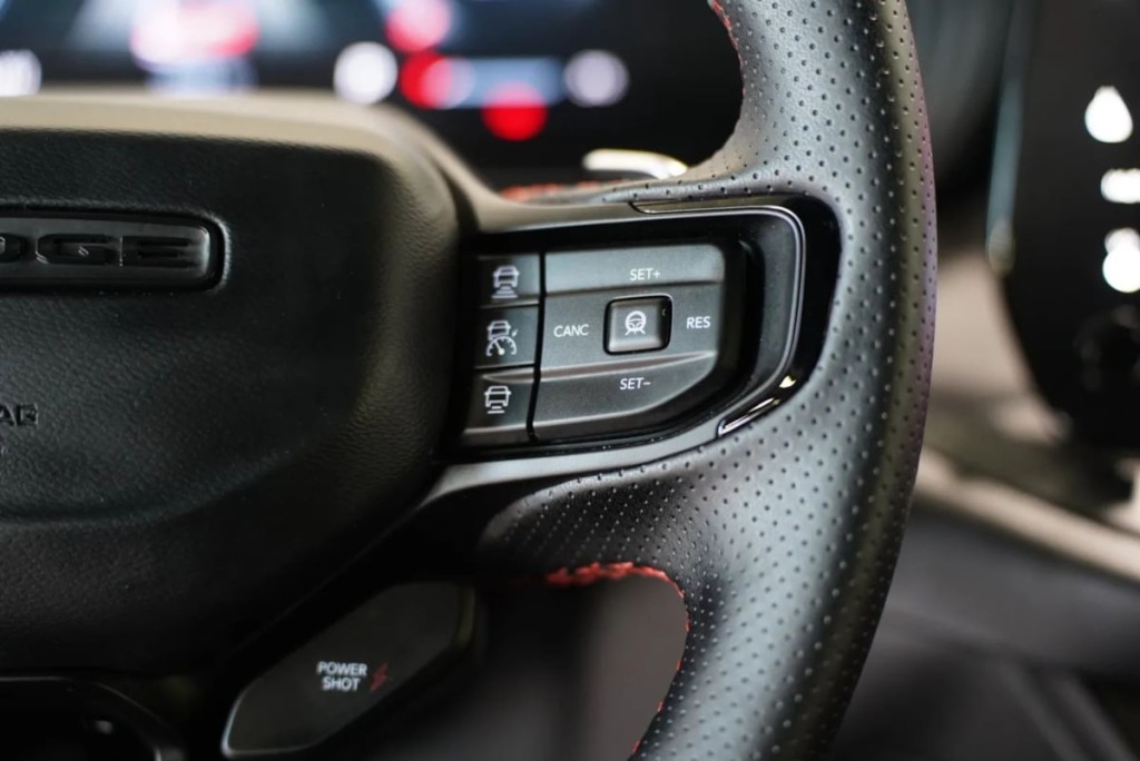 2025 Dodge Charger Image 39