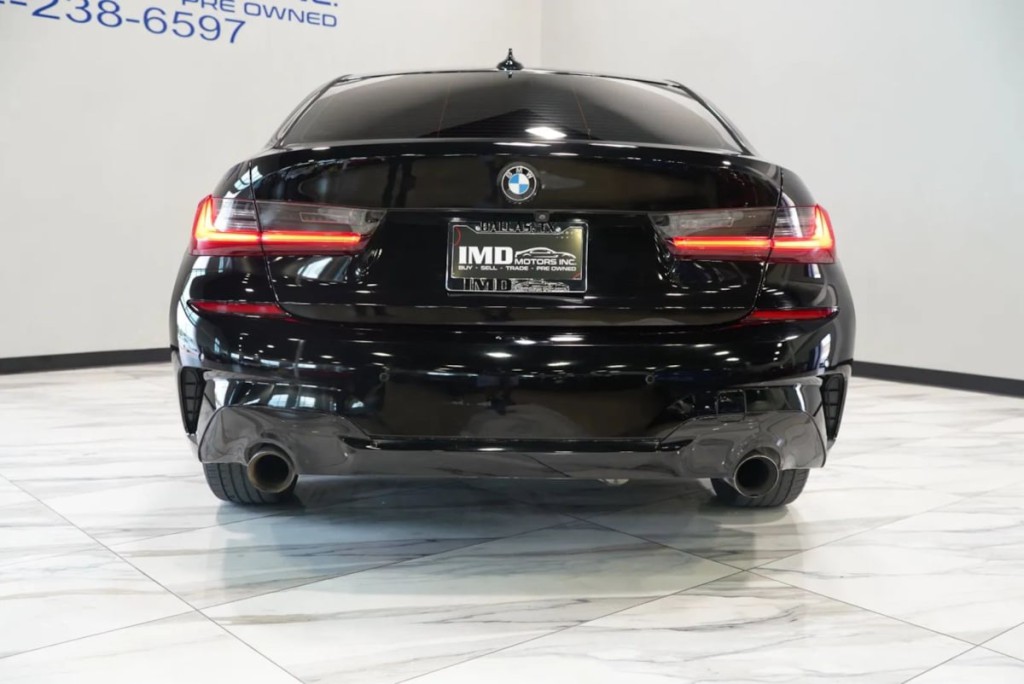 2019 BMW 3 Series Image 12