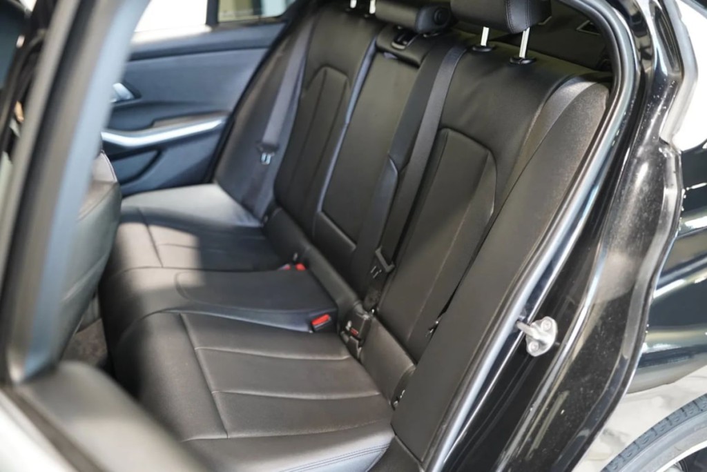 2019 BMW 3 Series Image 41
