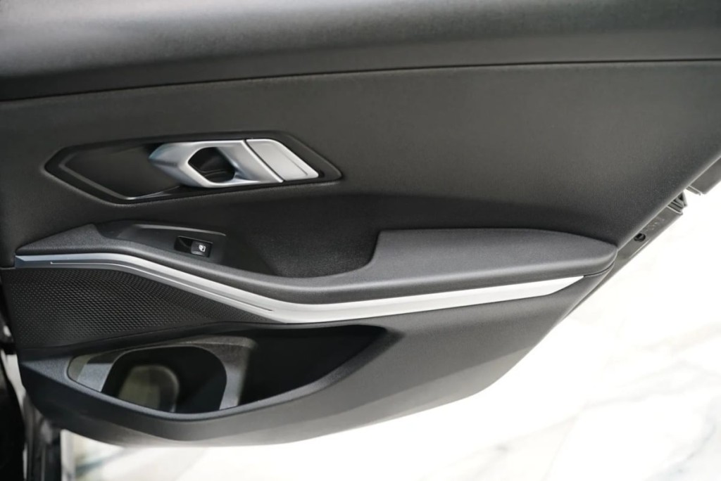 2019 BMW 3 Series Image 42