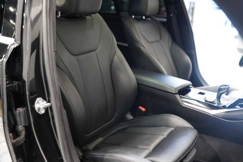 2019 BMW 3 Series Image 49