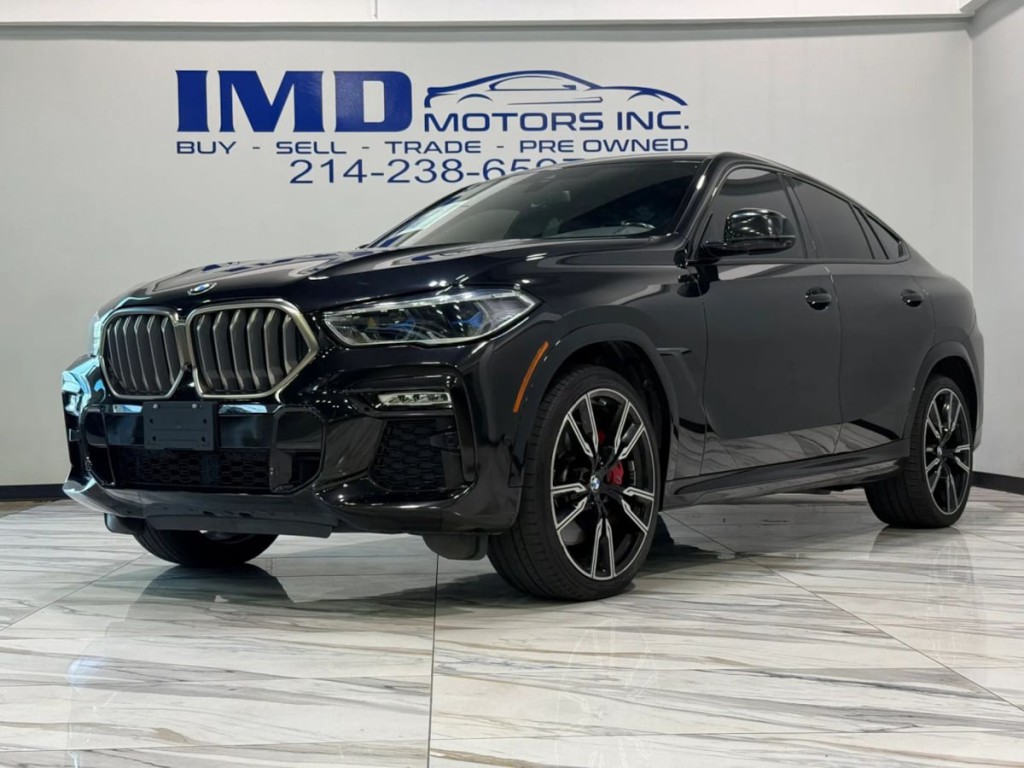 2021 BMW X6 Image 2