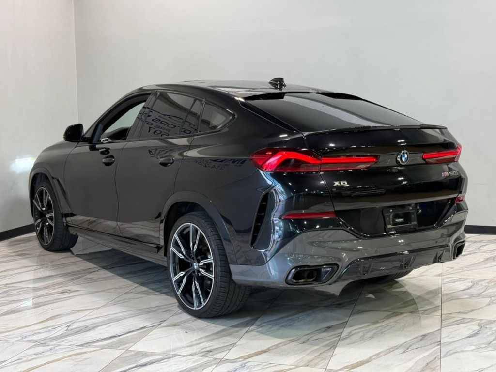 2021 BMW X6 Image 9