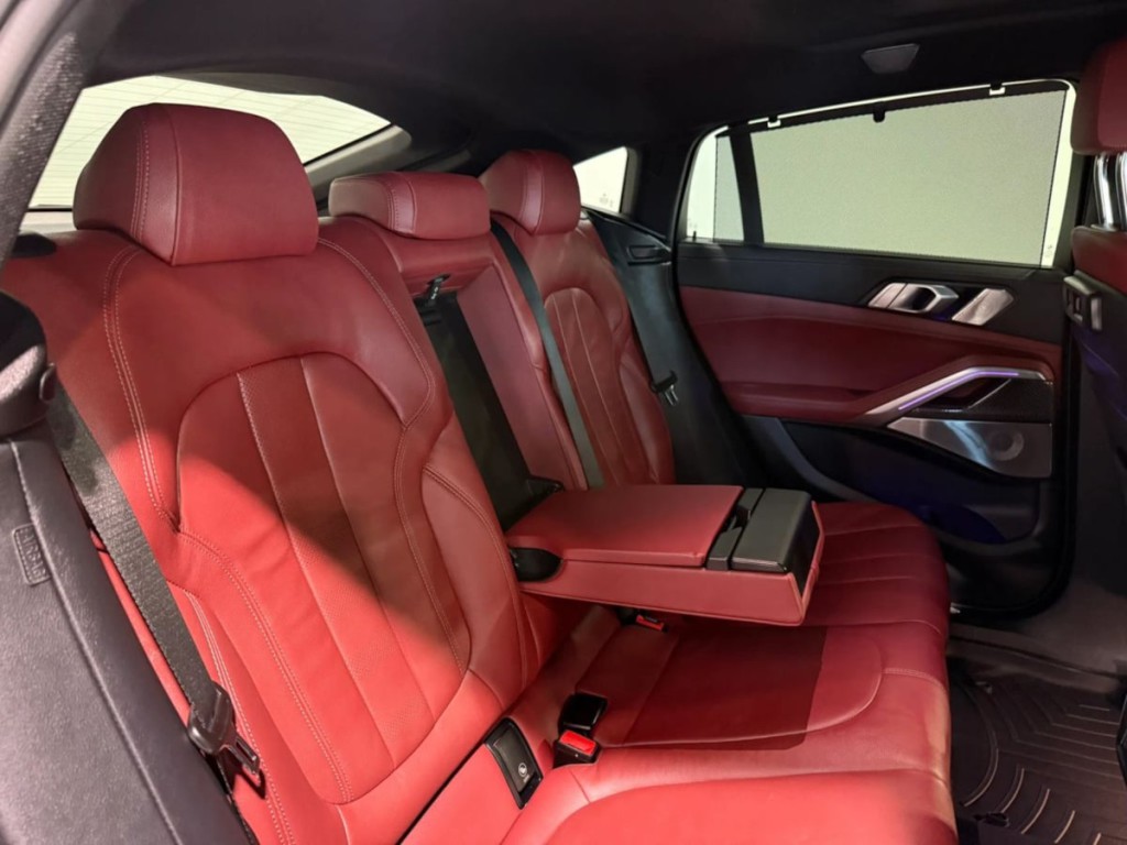 2021 BMW X6 Image 23