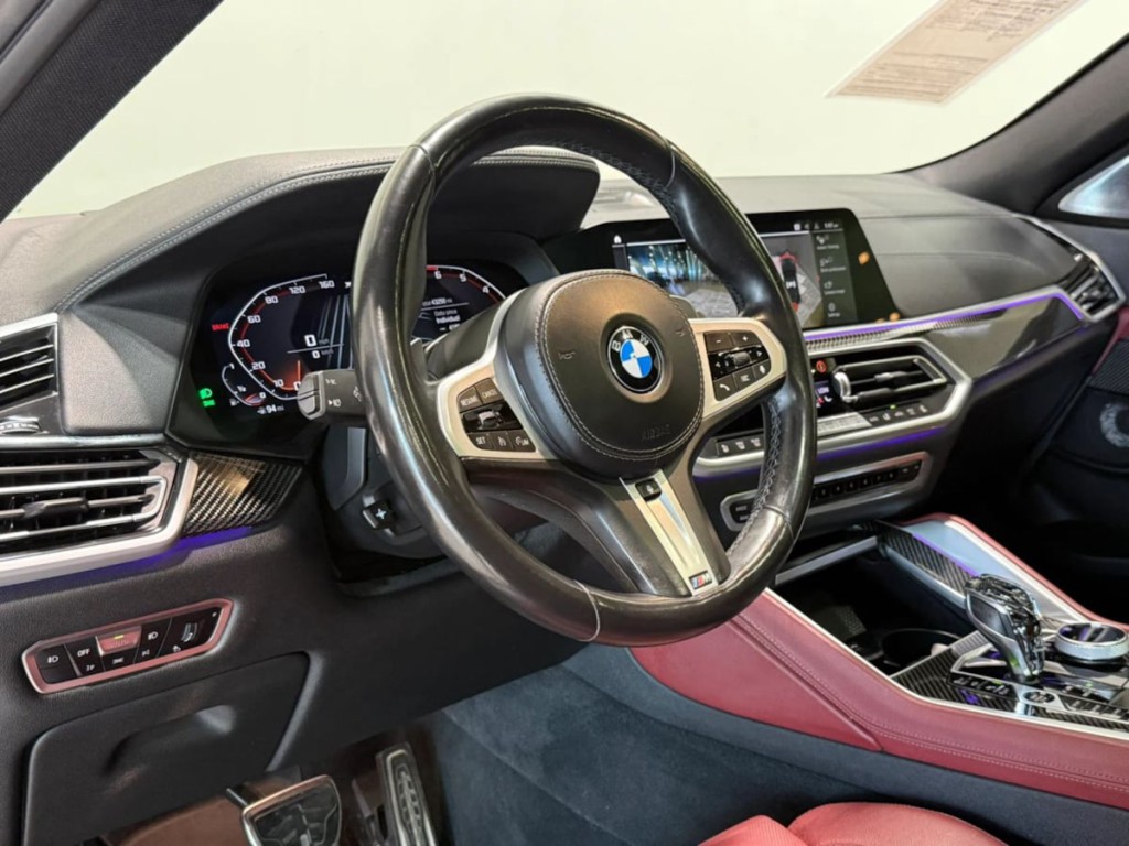 2021 BMW X6 Image 25
