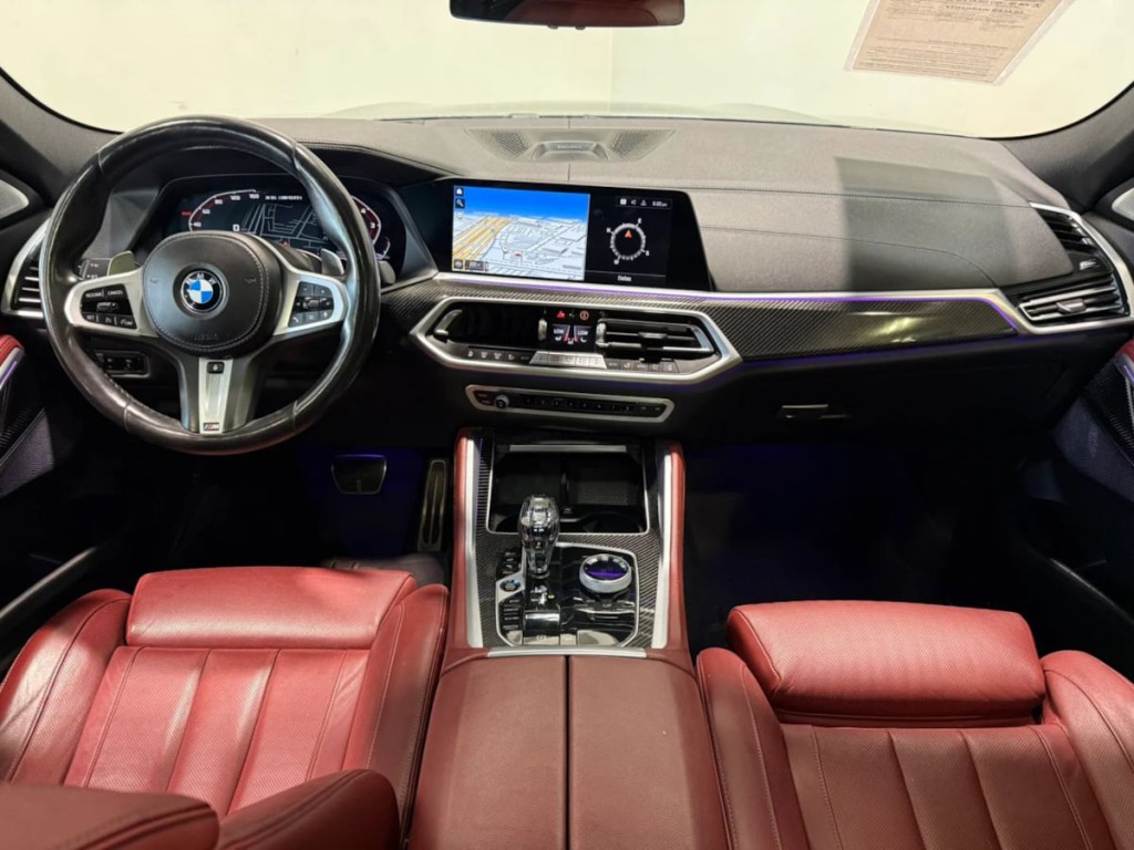 2021 BMW X6 Image 26