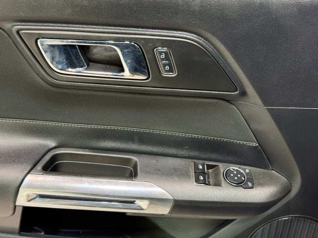 2016 Ford Mustang Image 11