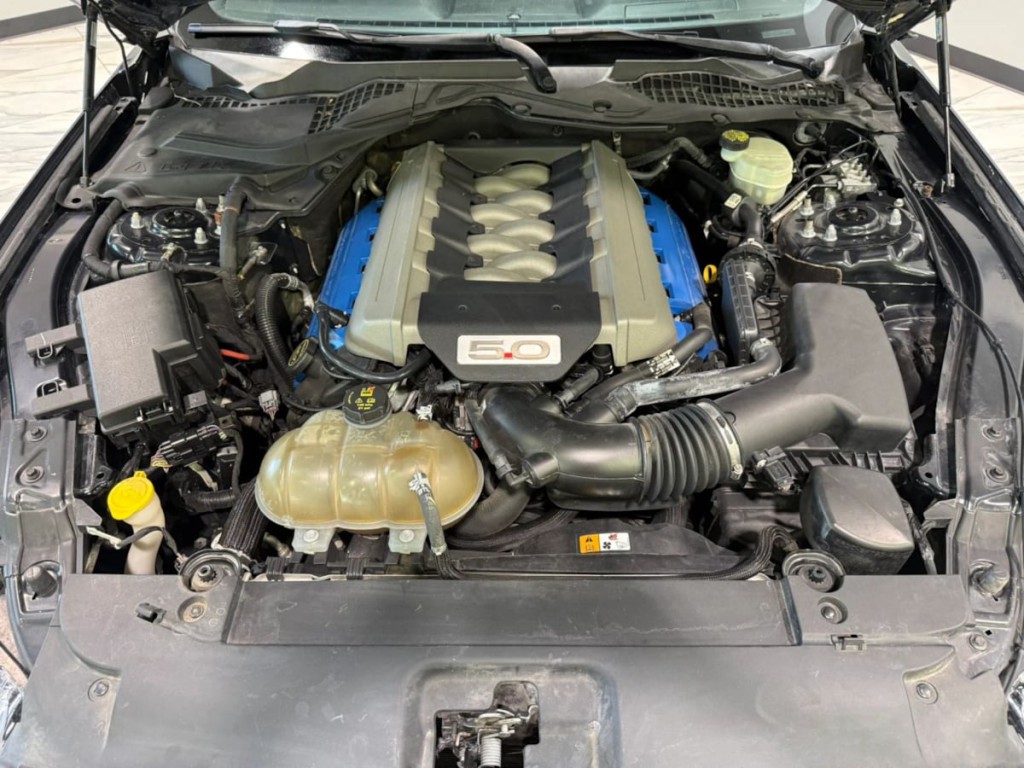2016 Ford Mustang Image 25