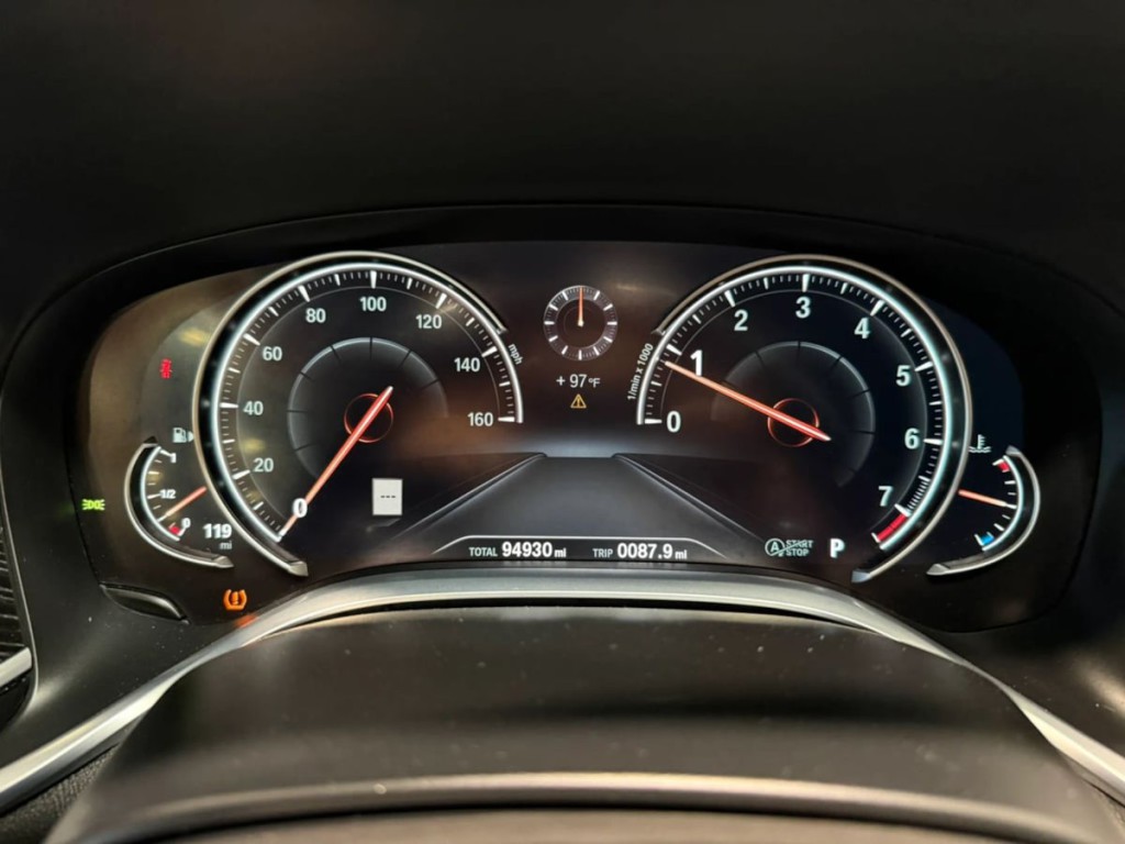 2017 BMW 7 Series Image 17