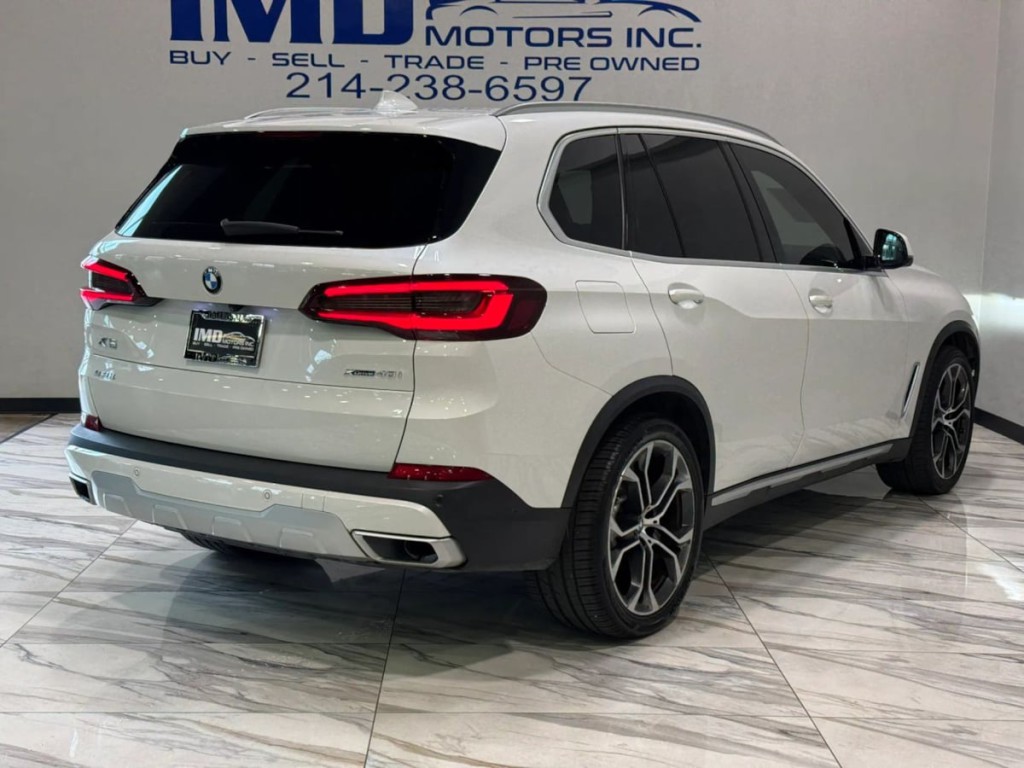 2021 BMW X5 Image 6