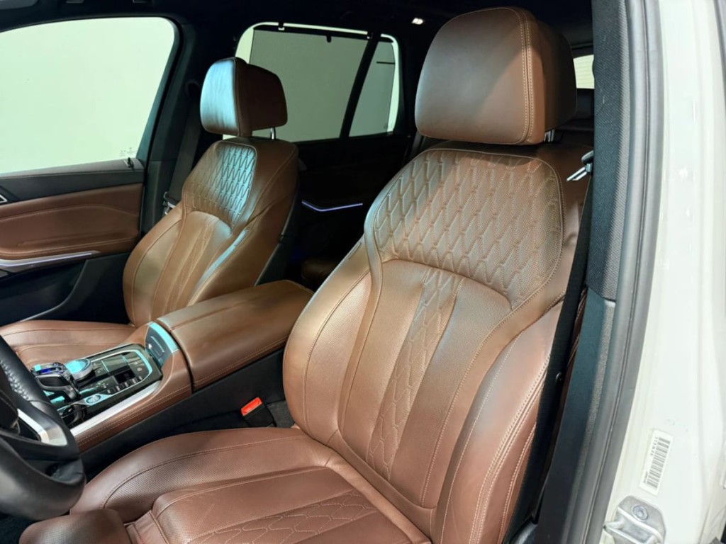2021 BMW X5 Image 24
