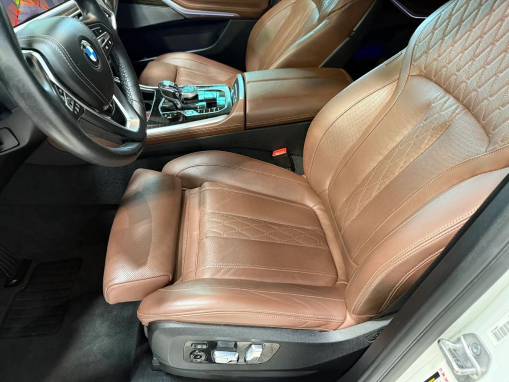 2021 BMW X5 Image 25