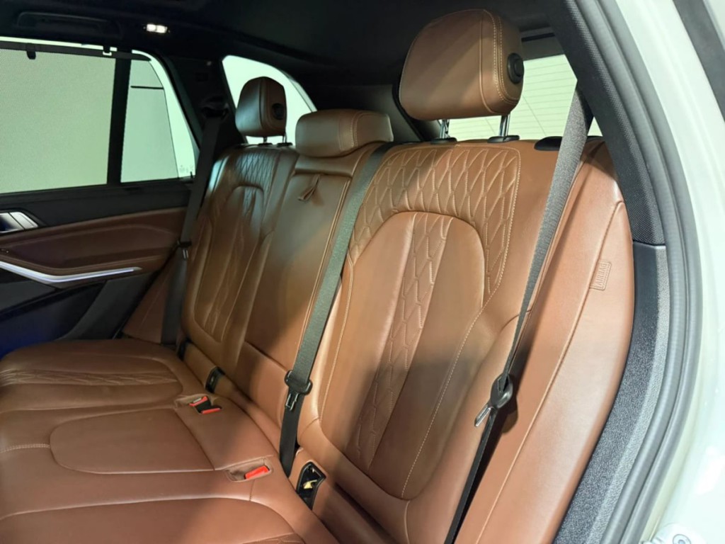 2021 BMW X5 Image 26