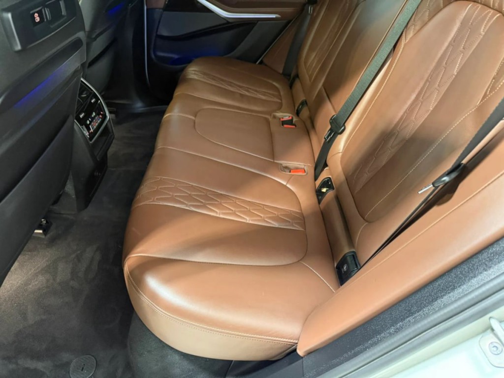 2021 BMW X5 Image 27