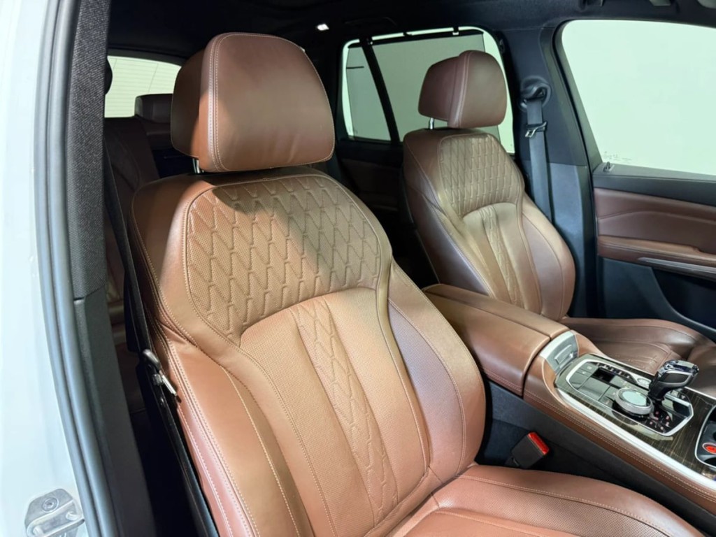 2021 BMW X5 Image 28