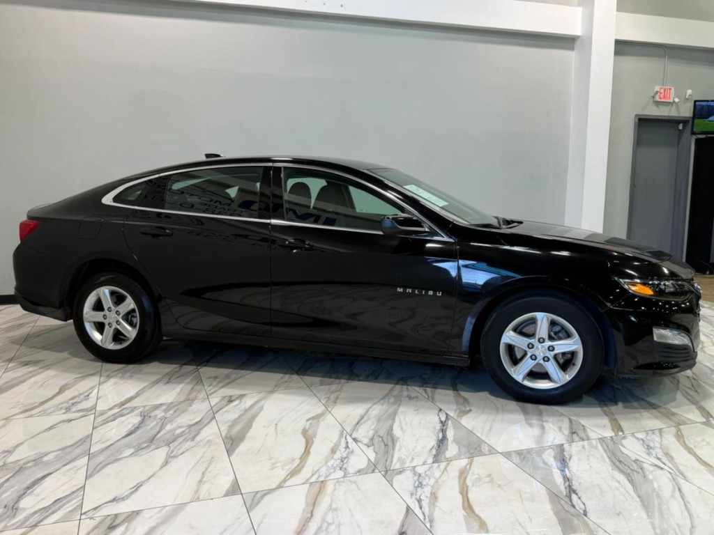 2025 Chevrolet Malibu Image 5