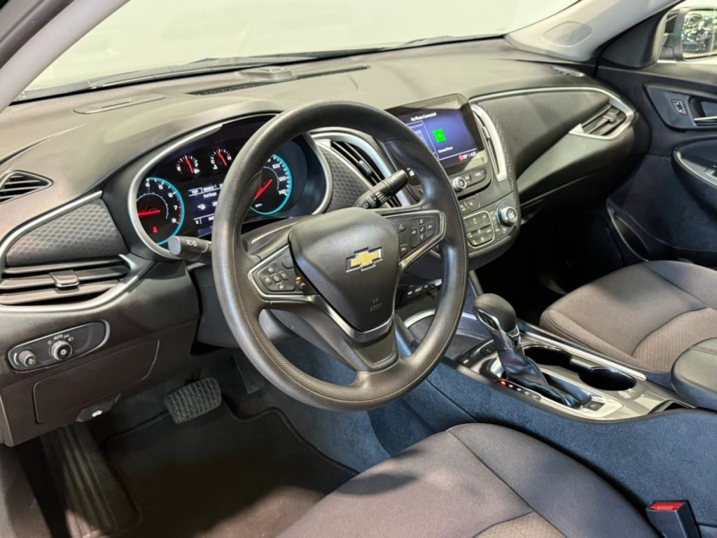 2025 Chevrolet Malibu Image 12