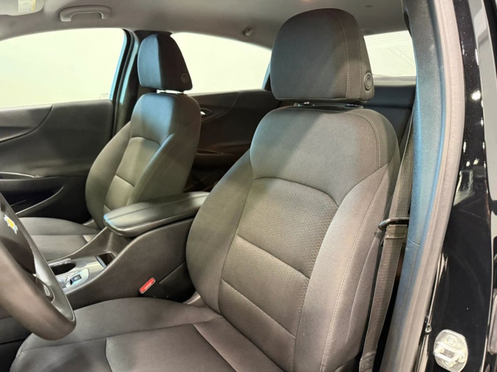 2025 Chevrolet Malibu Image 21