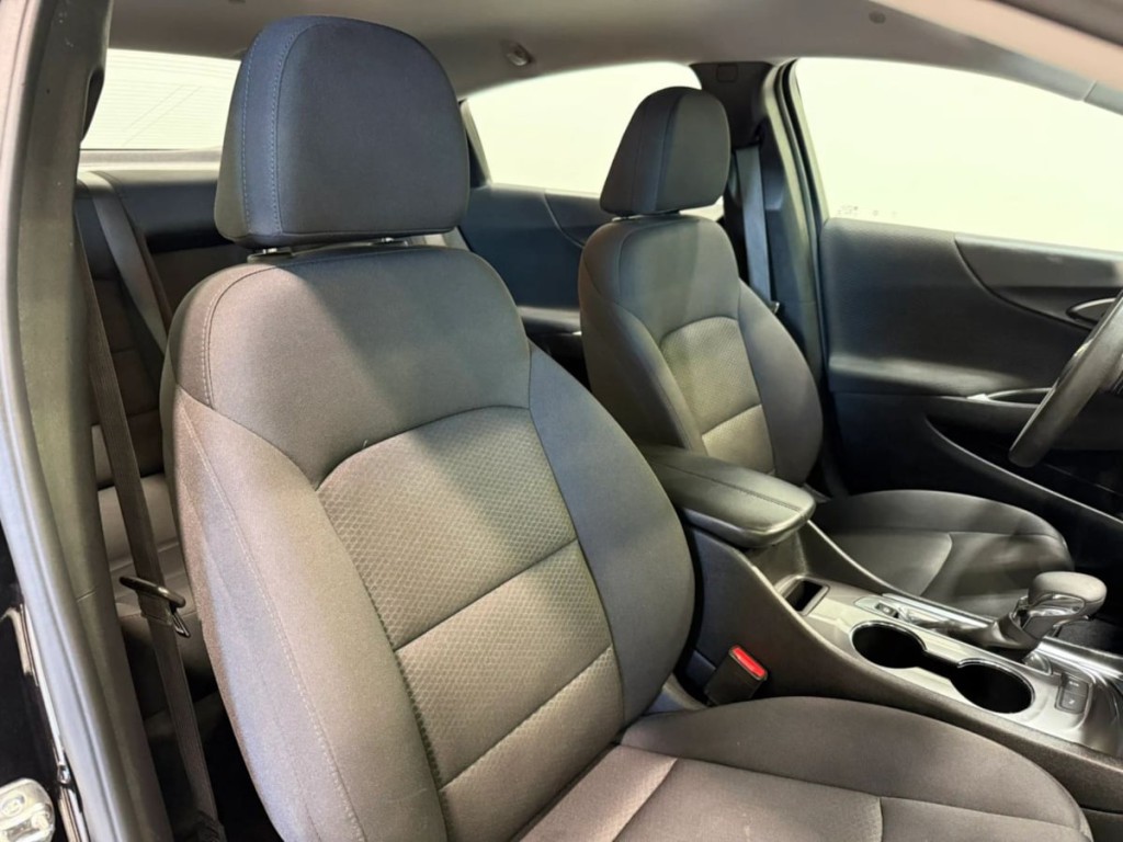 2025 Chevrolet Malibu Image 25