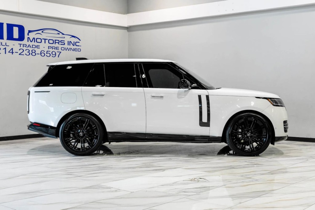 2023 Land Rover Range Rover Image 9