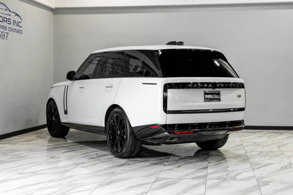 2023 Land Rover Range Rover Image 14