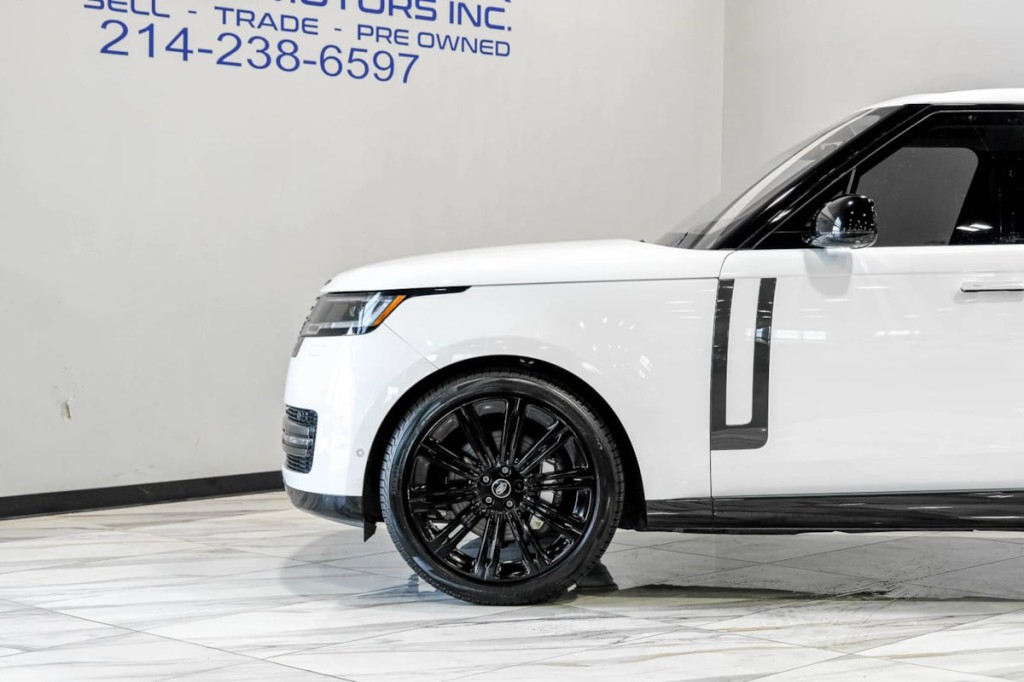 2023 Land Rover Range Rover Image 16