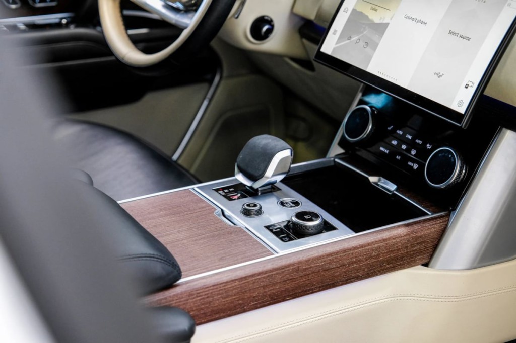 2023 Land Rover Range Rover Image 35