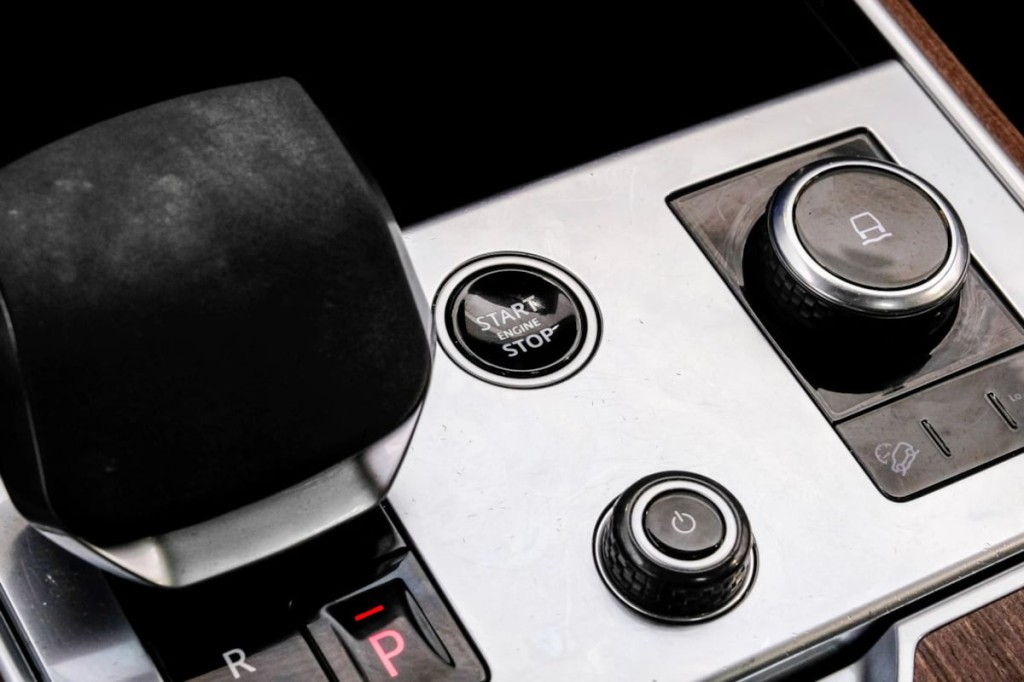 2023 Land Rover Range Rover Image 38