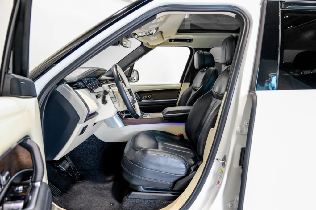 2023 Land Rover Range Rover Image 42