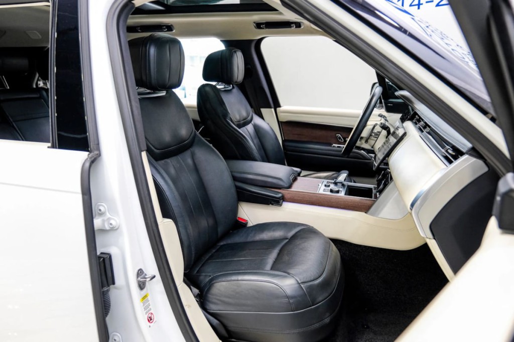 2023 Land Rover Range Rover Image 44