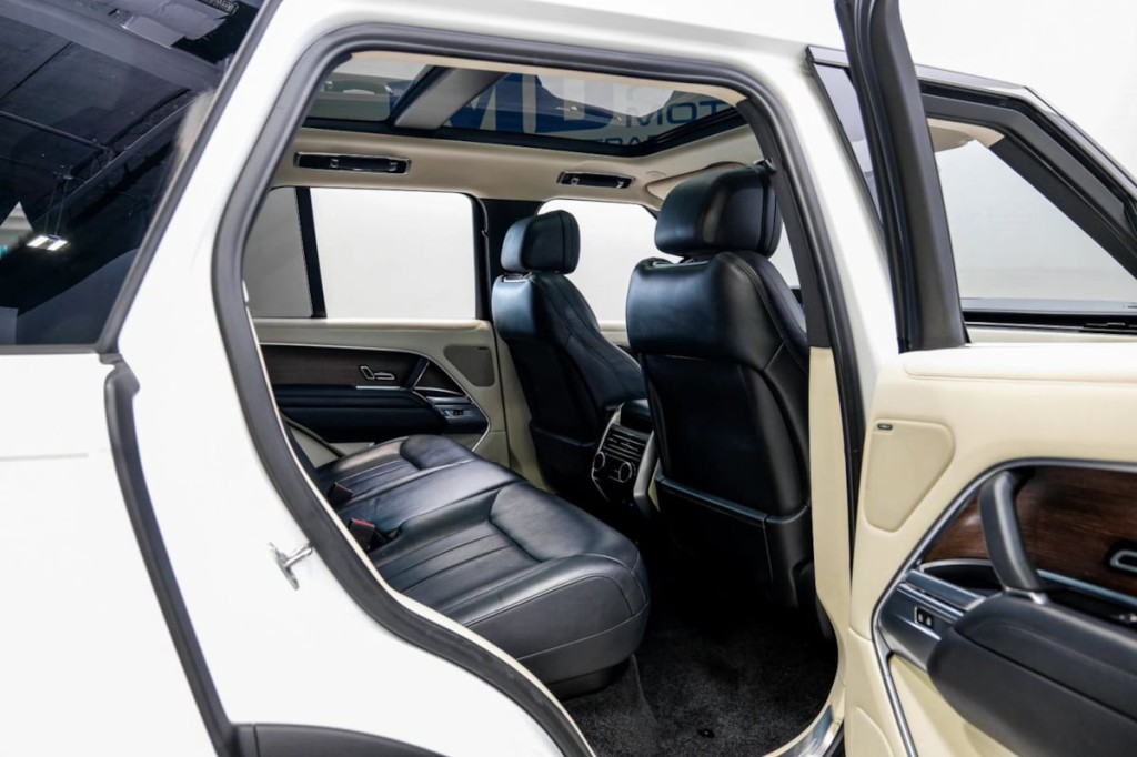 2023 Land Rover Range Rover Image 46