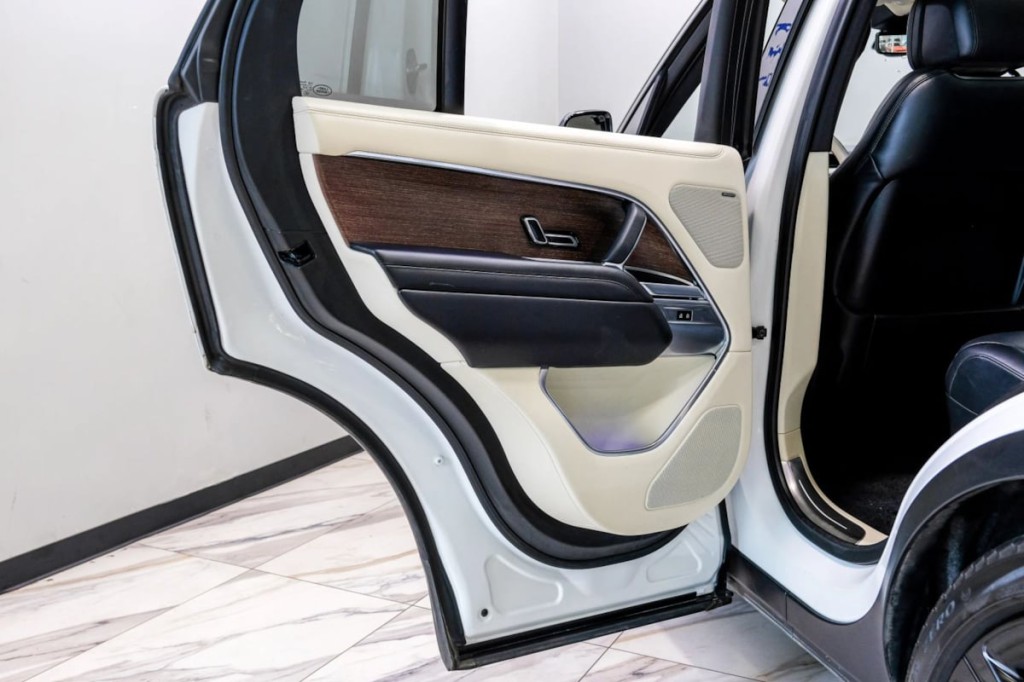 2023 Land Rover Range Rover Image 58