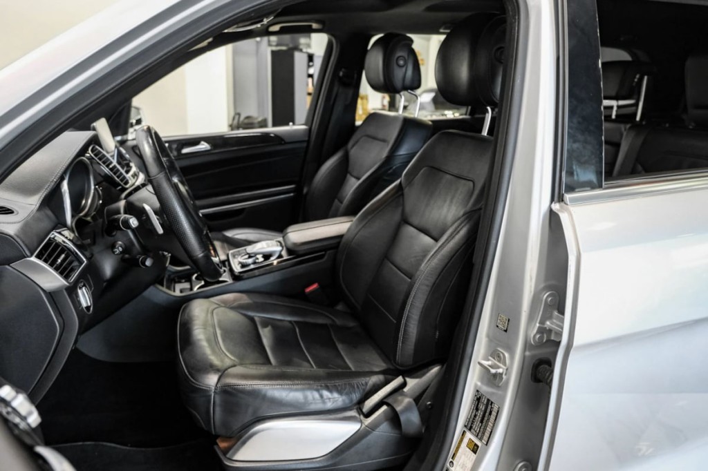 2017 Mercedes-Benz GLS-Class Image 35