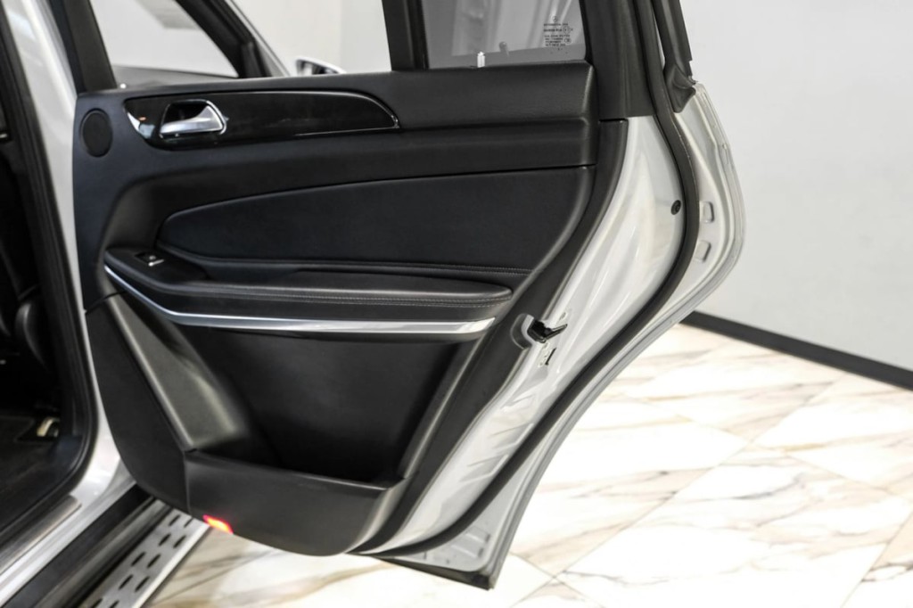2017 Mercedes-Benz GLS-Class Image 48