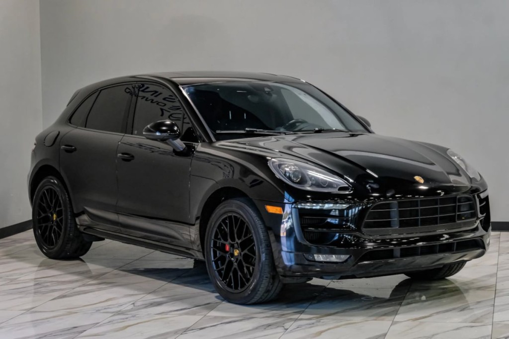 2017 Porsche Macan Image 8