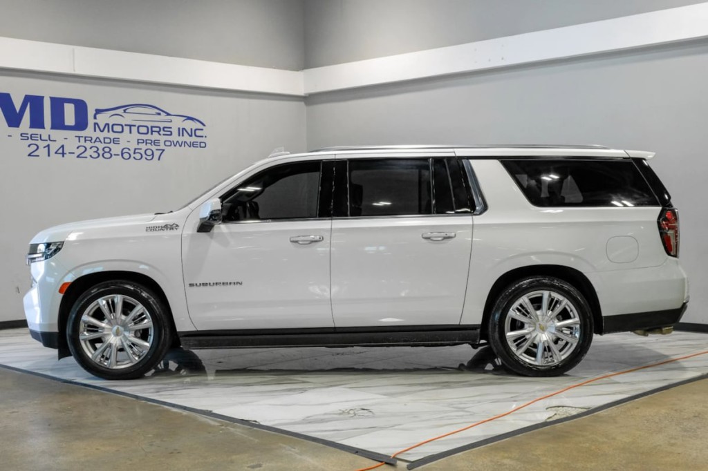 2024 Chevrolet Suburban Image 13