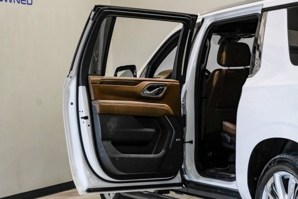 2024 Chevrolet Suburban Image 44