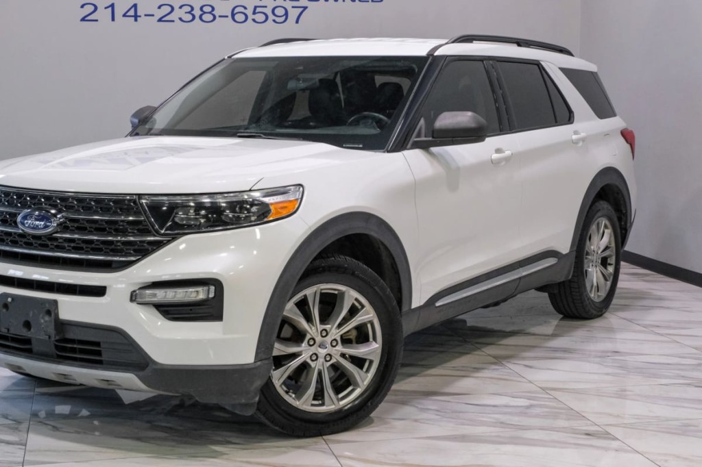 2020 Ford Explorer Image 8