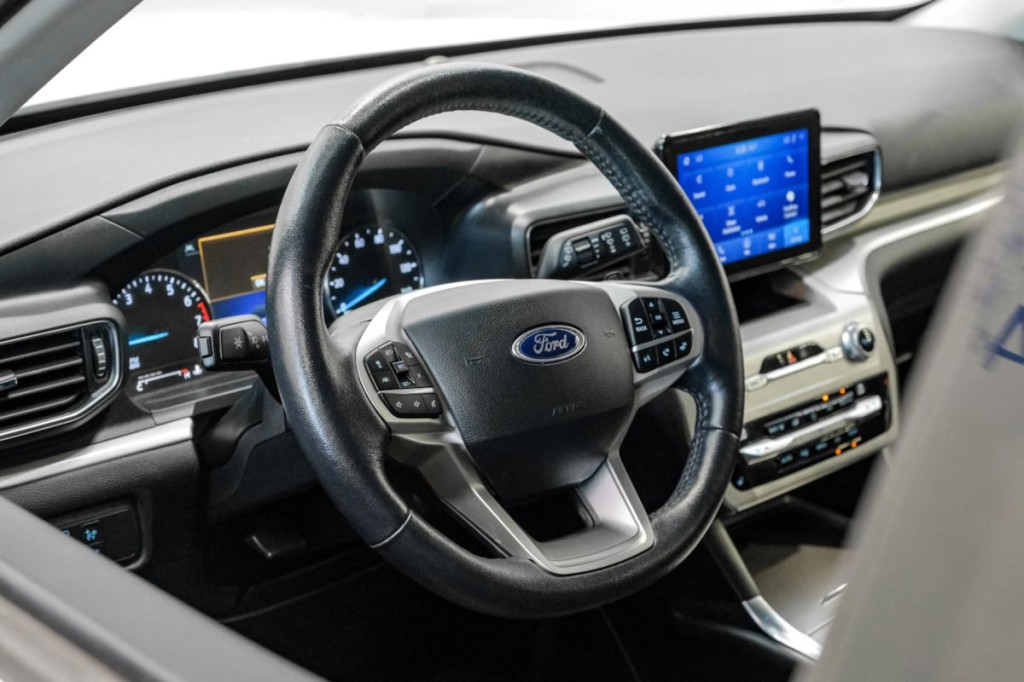 2020 Ford Explorer Image 21