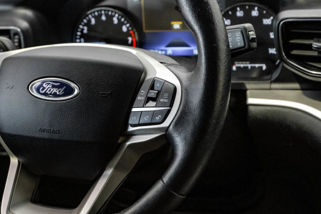 2020 Ford Explorer Image 24