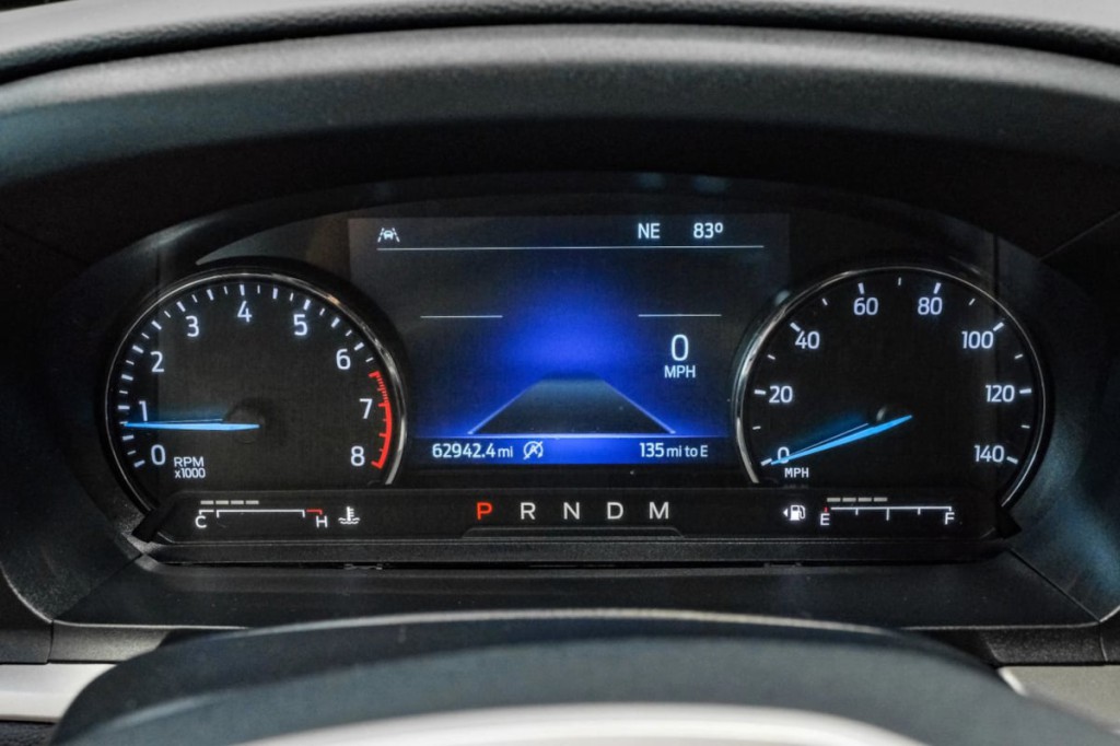 2020 Ford Explorer Image 25