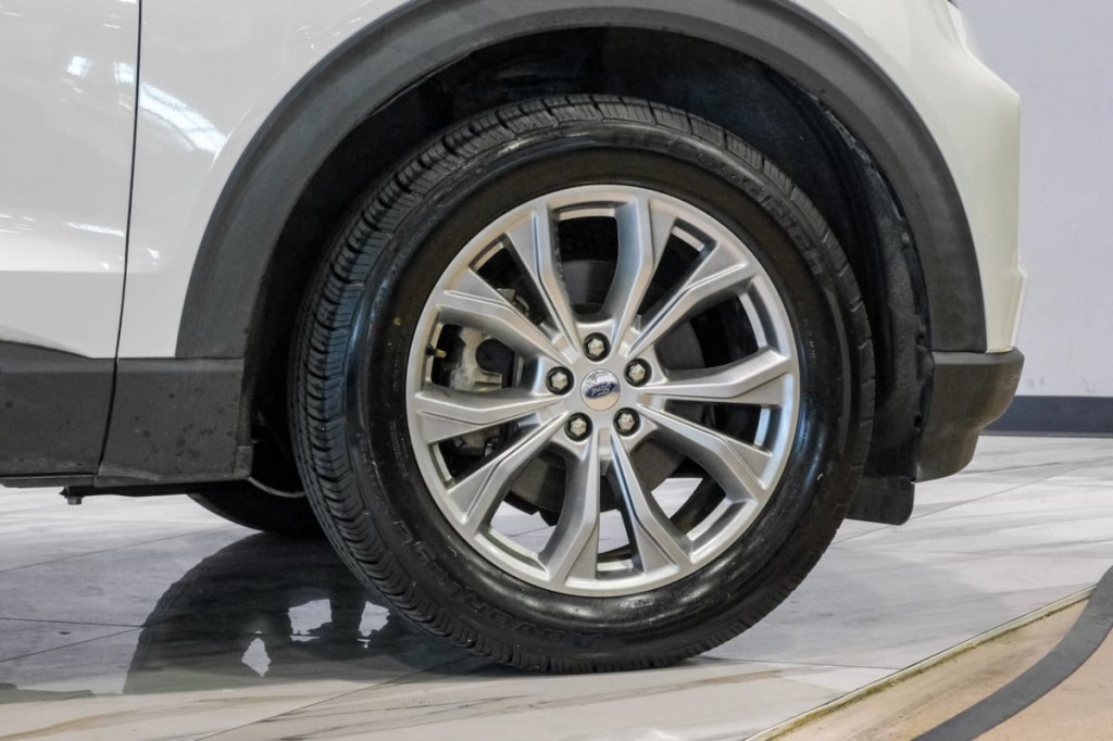 2020 Ford Explorer Image 62