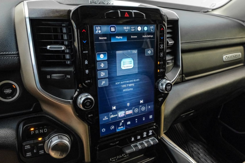 2022 RAM 1500 Image 35